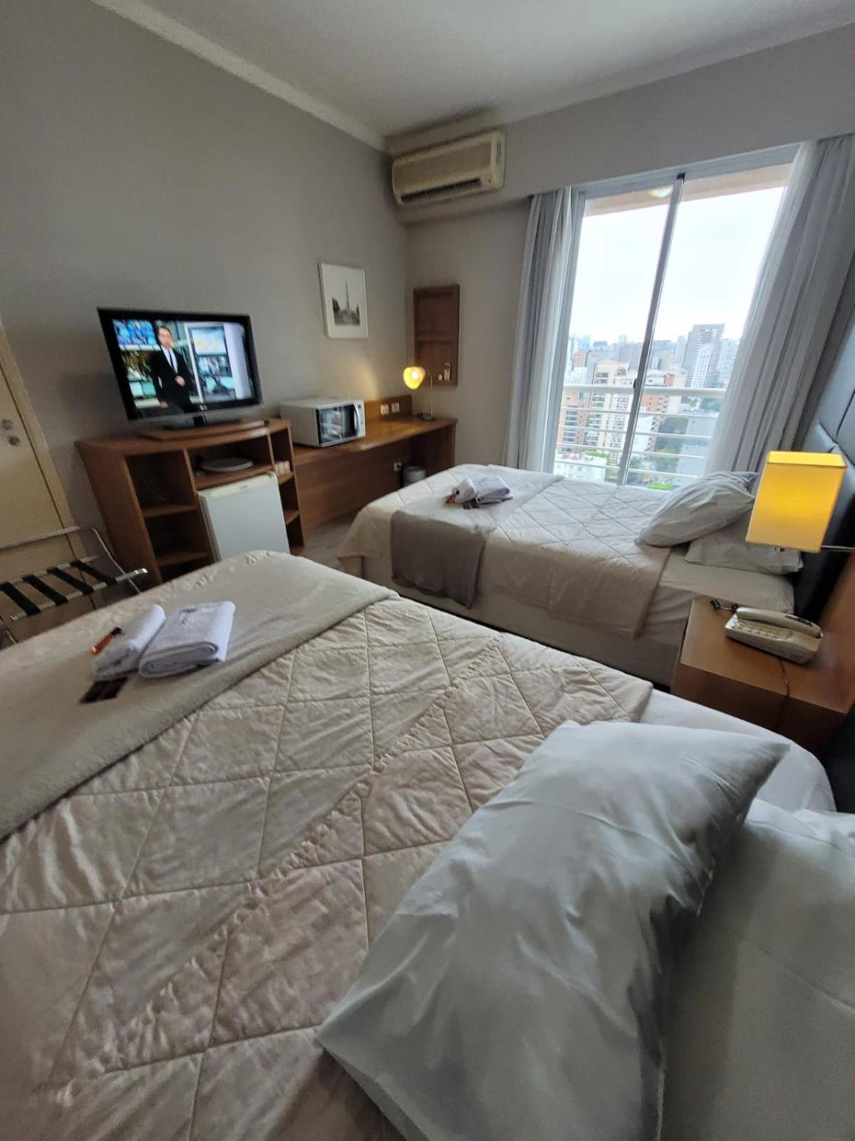 Studio Living Comfort Ibirapuera Sao Paulo Bagian luar foto